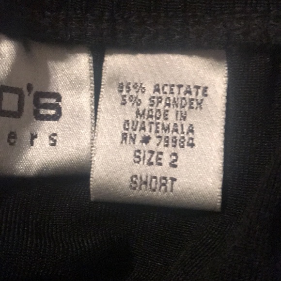 Chico’s size 2 Short(Large)travelers black pants - Picture 2 of 3